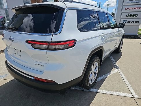 Used 2021 Jeep Grand Cherokee L Limited image 11