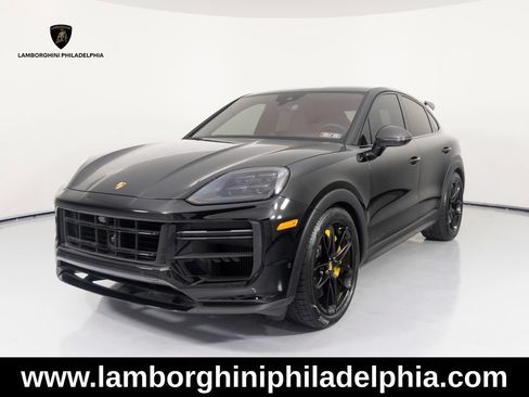 Used 2024 Porsche Cayenne Turbo GT AWD/4WD image 1