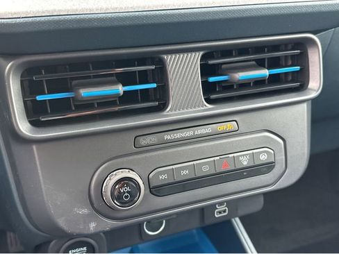 New 2026 Ford Maverick XLT image 25