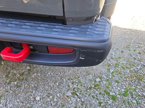 Used 2020 Jeep Gladiator Rubicon image 5