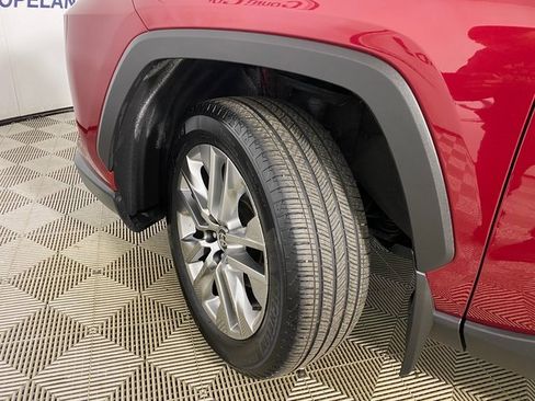 Certified 2022 Toyota RAV4 XLE Premium image 23