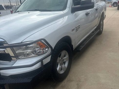 Used 2019 RAM 1500 Tradesman w/ Chrome Appearance Group image 3