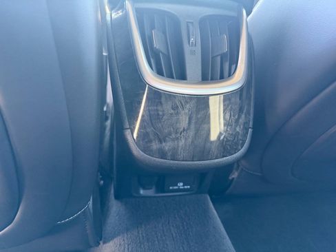 Used 2014 Buick LaCrosse FWD image 27