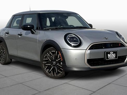 Used 2025 MINI Cooper S image 2