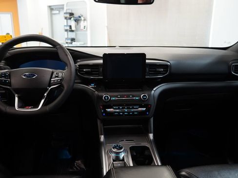 Used 2020 Ford Explorer ST AWD/4WD image 9