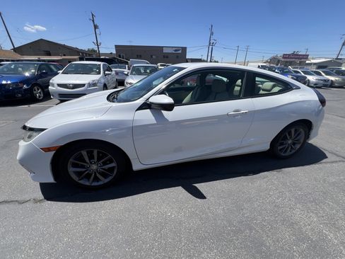 Used 2019 Honda Civic EX image 4
