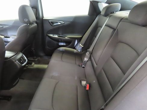 Used 2023 Chevrolet Malibu LT image 30