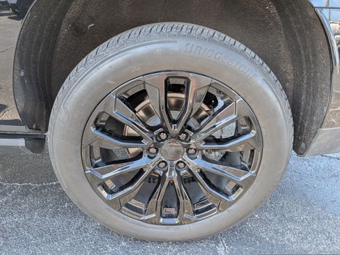 Certified 2022 GMC Yukon XL Denali AWD/4WD image 12