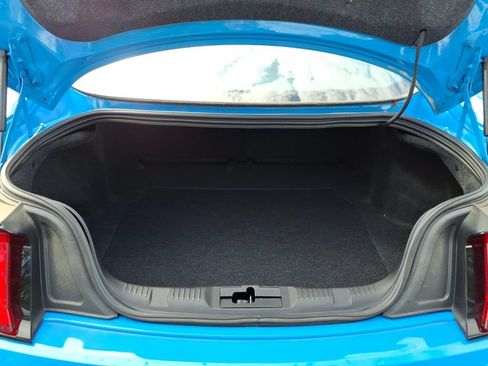 Used 2022 Ford Mustang Coupe RWD image 23