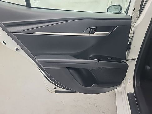 Used 2025 Toyota Camry SE image 21