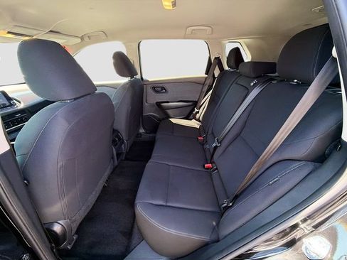 Used 2023 Nissan Rogue S FWD image 22