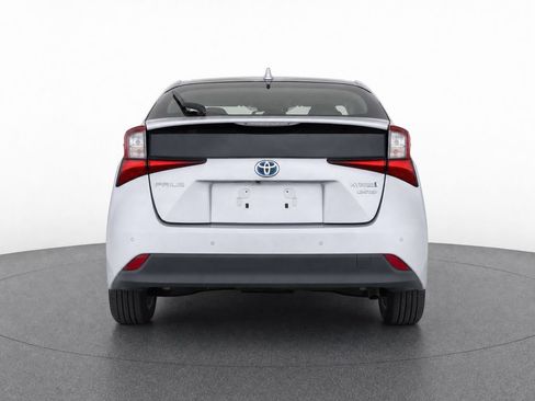 Certified 2019 Toyota Prius Limited FWD image 7