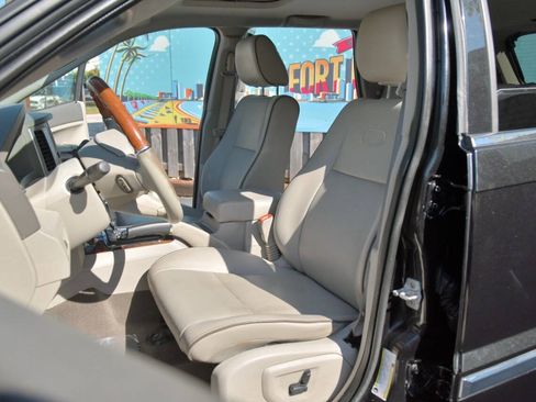 Used 2008 Jeep Grand Cherokee Overland w/ Mopar Chrome Edition Group AWD/4WD image 19
