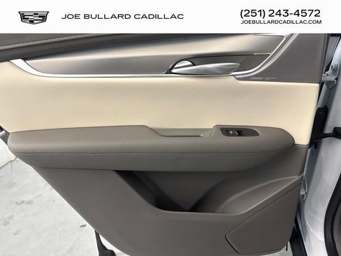 New 2026 Cadillac XT5 Premium Luxury w/ Driver Assist Package FWD image 11