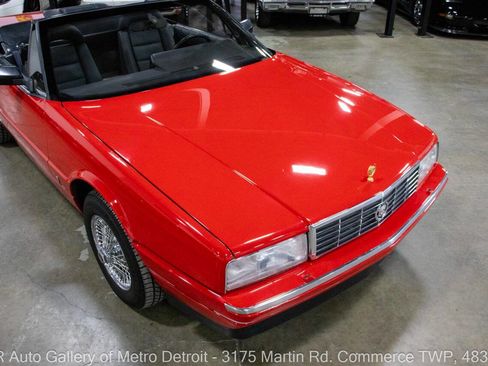 Used 1990 Cadillac Allante image 14