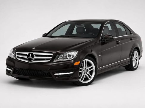 Used 2012 Mercedes-Benz C 250 Sedan image 5