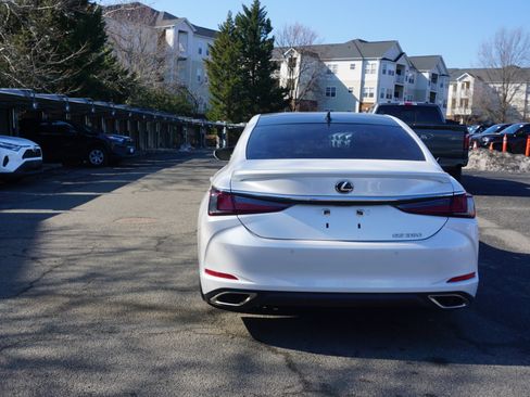 Used 2021 Lexus ES 350 Ultra Luxury w/ Accessory Package image 5