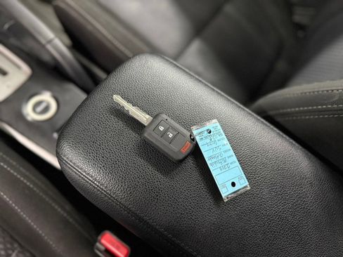 Used 2018 Mitsubishi Outlander ES image 31