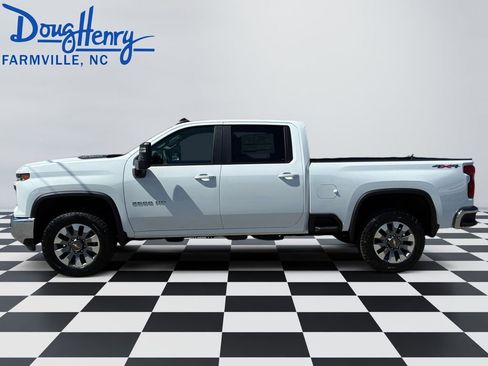 New 2026 Chevrolet Silverado 2500 LT w/ All Star Edition AWD/4WD image 2