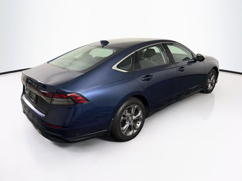 Used 2024 Honda Accord EX image 9