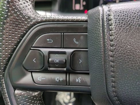 Used 2024 Toyota Tacoma SR5 AWD/4WD image 23
