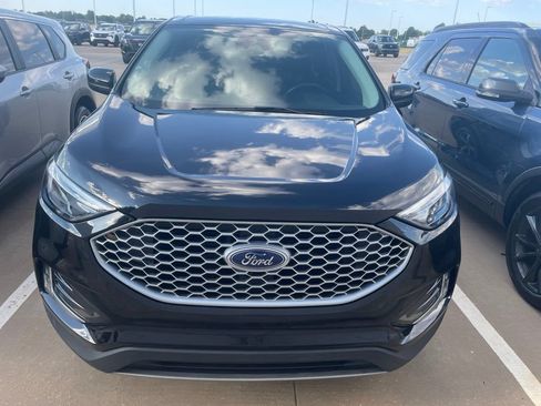 Used 2024 Ford Edge SEL w/ Convenience Package AWD/4WD image 2