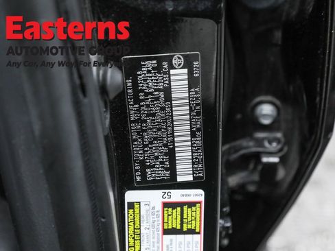 Used 2019 Toyota Camry SE image 32