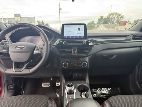 Used 2024 Ford Escape ST-Line AWD/4WD image 14
