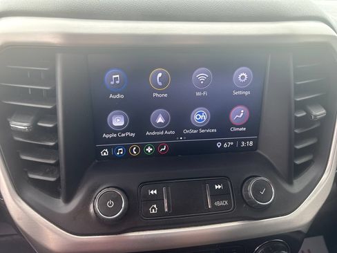 Used 2020 GMC Acadia SLE FWD image 23