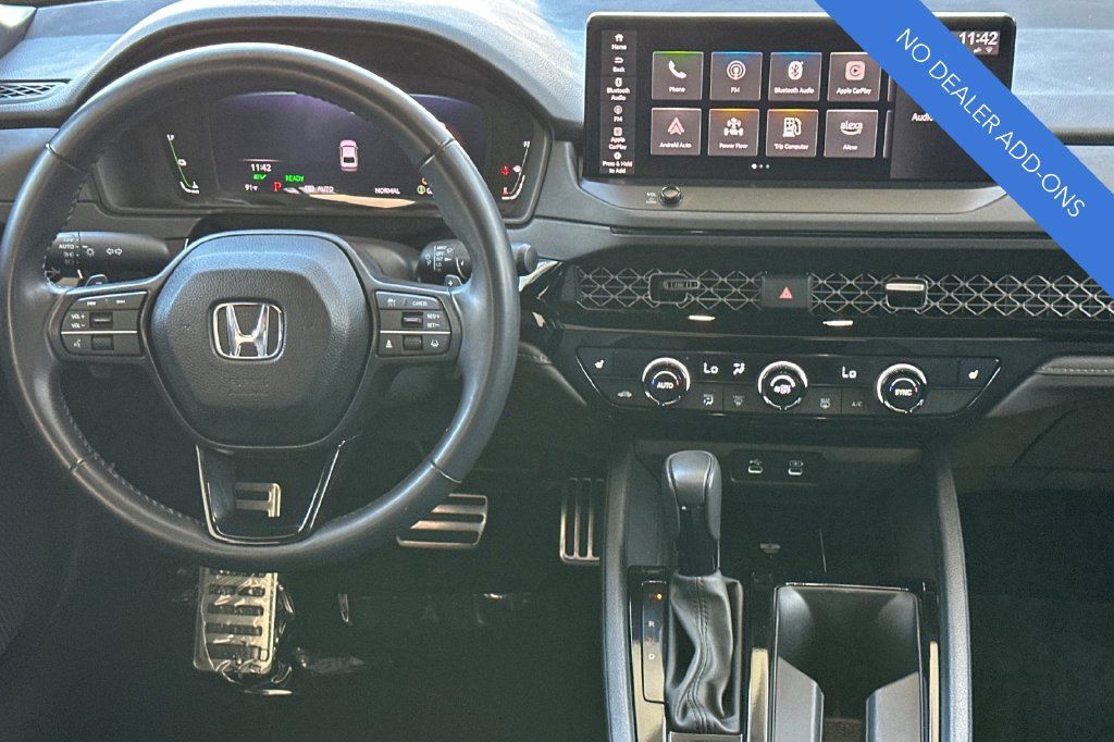 Used 2025 Honda Accord Sport image 15