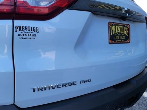 Used 2021 Chevrolet Traverse LT w/ LPO, Blackout Package image 56