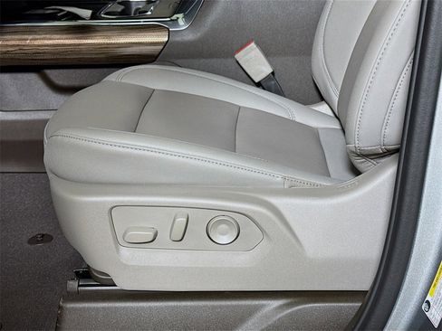 New 2026 Chevrolet Silverado 2500 LT w/ Texas Edition image 17