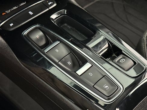 Used 2023 Chevrolet Bolt EUV LT FWD image 27
