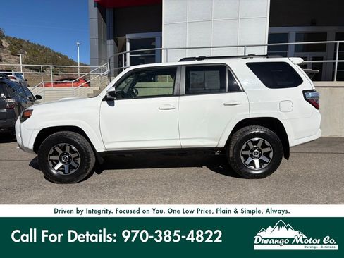 Used 2019 Toyota 4Runner TRD Off-Road image 3