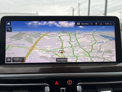 Used 2024 BMW X3 xDrive30i w/ Premium Package image 12