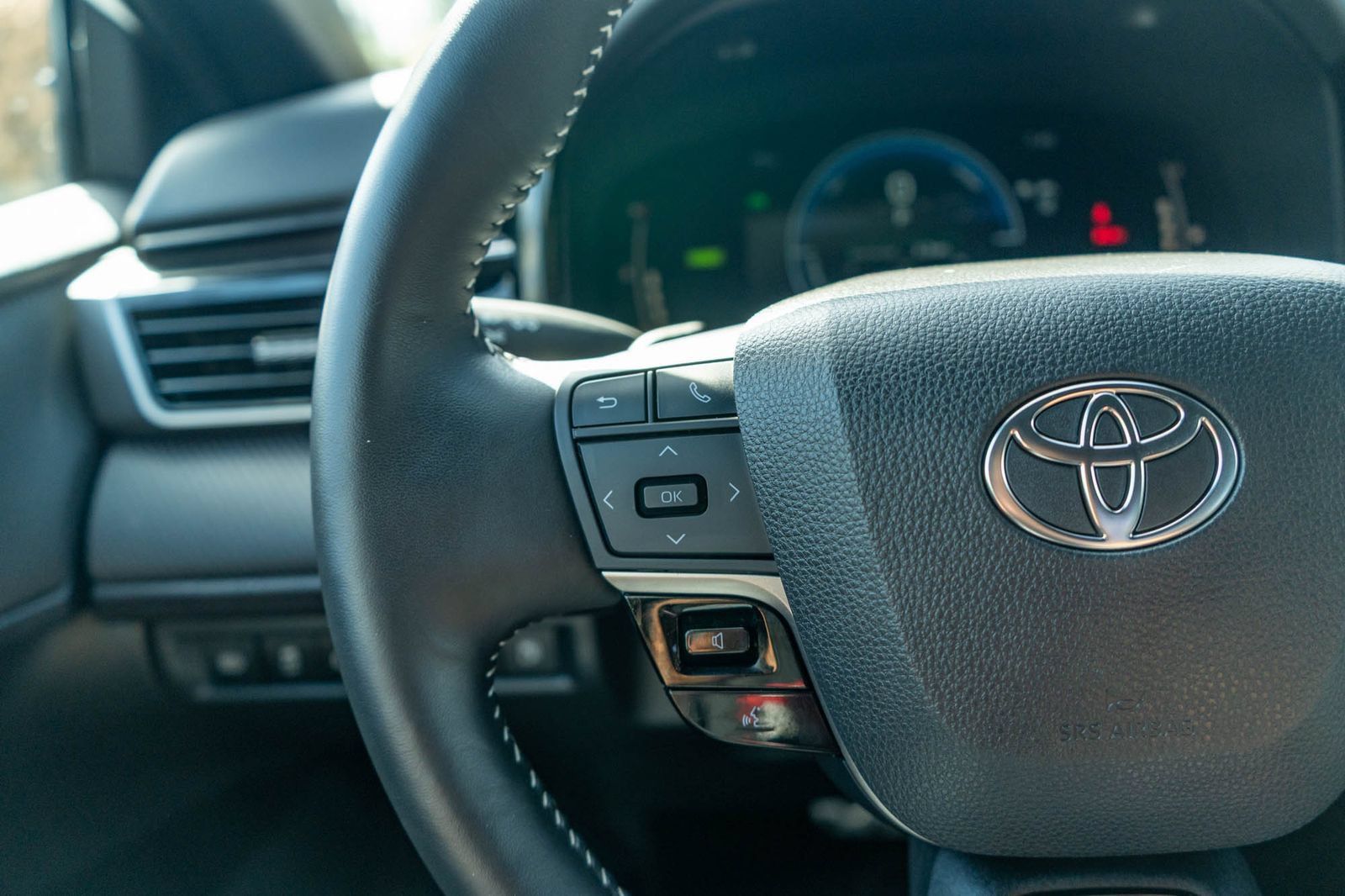 Certified 2025 Toyota Camry SE w/ Multimedia Upgrade Package FWD image 27