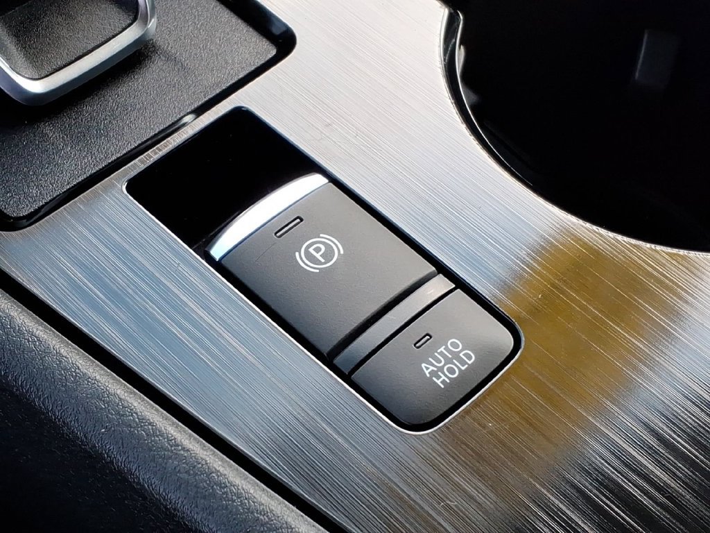 Certified 2023 Nissan Rogue S AWD/4WD image 17