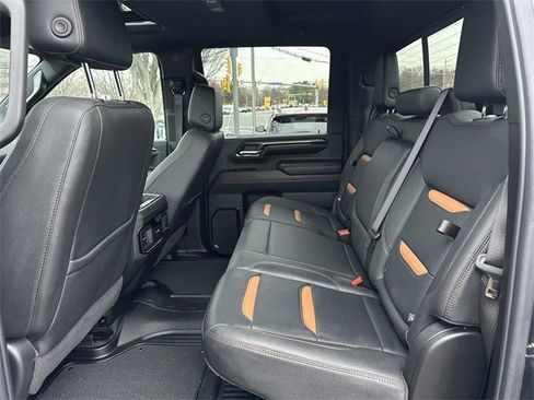 Used 2024 GMC Sierra 2500 AT4 w/ AT4 Premium Plus Package image 14