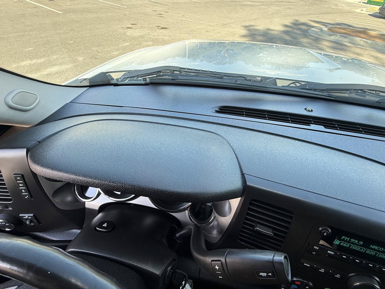 Used 2010 GMC Sierra 1500 SLE w/ Texas Edition RWD image 28