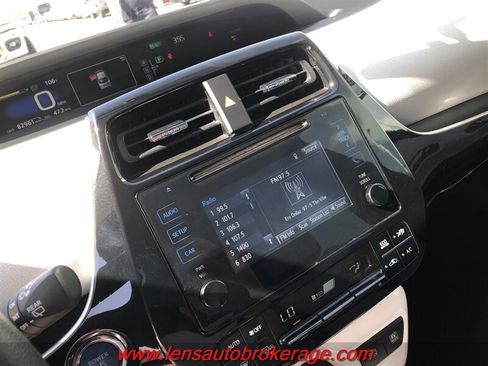 Used 2016 Toyota Prius Two FWD image 13