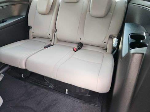 Used 2018 Honda Odyssey Touring image 32