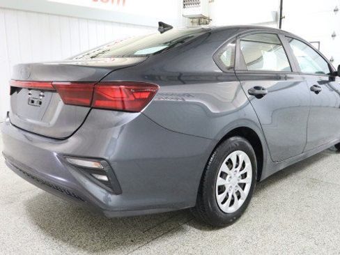 Used 2020 Kia Forte Sedan FWD image 6