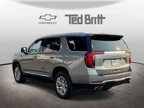 Certified 2025 GMC Yukon Denali AWD/4WD image 6