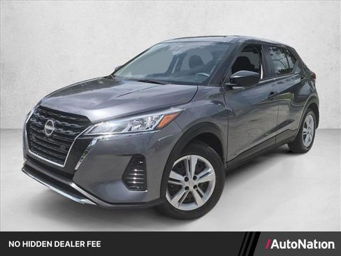 Used 2023 Nissan Kicks S FWD image 1