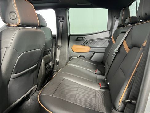 Used 2024 GMC Canyon AT4 w/ AT4 Premium Package image 26