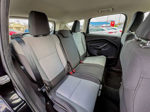 Used 2019 Ford Escape S image 27