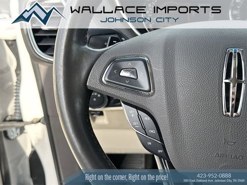 Used 2017 Lincoln MKX Select w/ Select Plus Package image 31