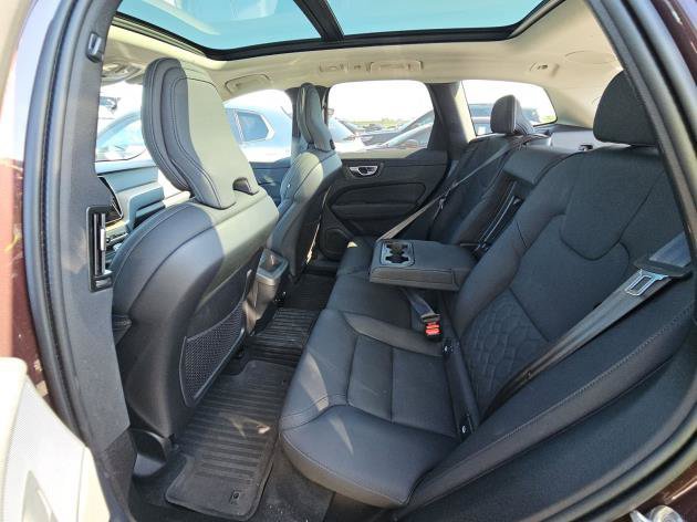 Used 2026 Volvo XC60 B5 Plus AWD/4WD image 6