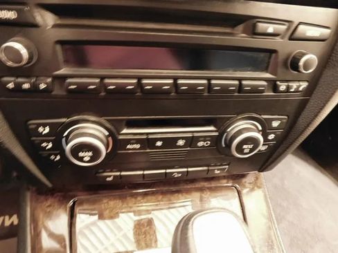 Used 2009 BMW 328i xDrive 328i xDrive Sedan 4D image 29