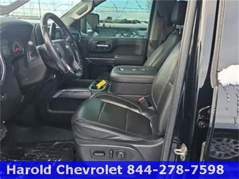 Used 2020 Chevrolet Silverado 3500 LTZ w/ LTZ Premium Package image 3